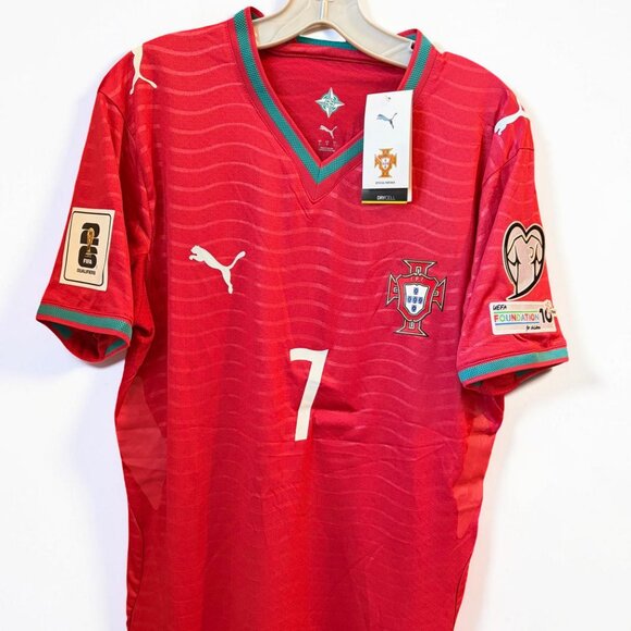 Portugal 2026 Red Soccer Jersey Ronaldo #7 Size L NEW - Picture 1 of 10